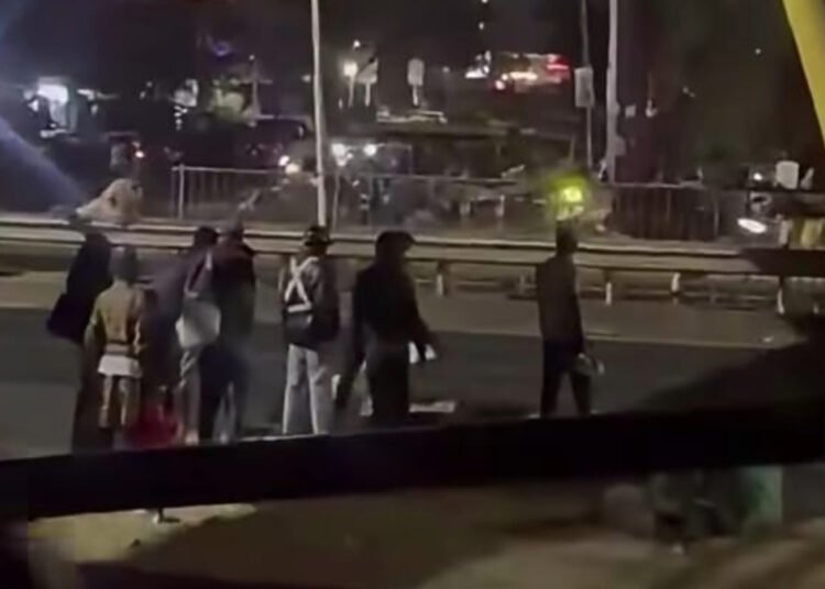Thika Road pedestrian footbridge where pedestrians are urged to cross safely