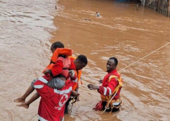 Kenya Red Cross emergency responders preparing for possible flooding as heavy rains intensify.